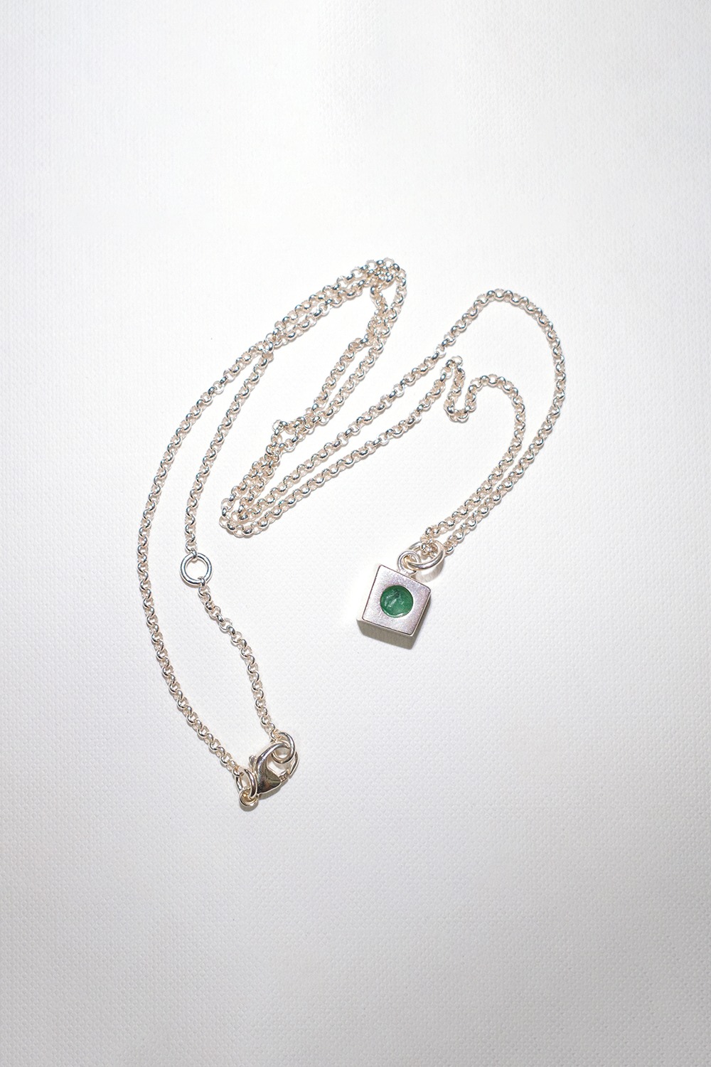 HOTDRYGREY_Emerald charm necklace